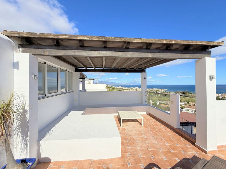 Apartment for Sale in La Duquesa, Malaga 8