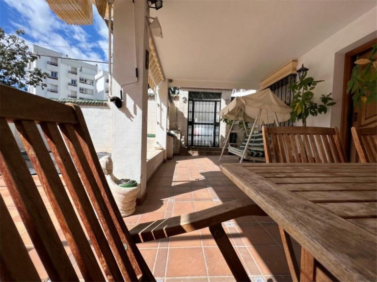 Villa zum Verkauf in Nueva Andalucía, Malaga 4