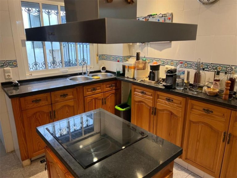 Villa zum Verkauf in Nueva Andalucía, Malaga 6