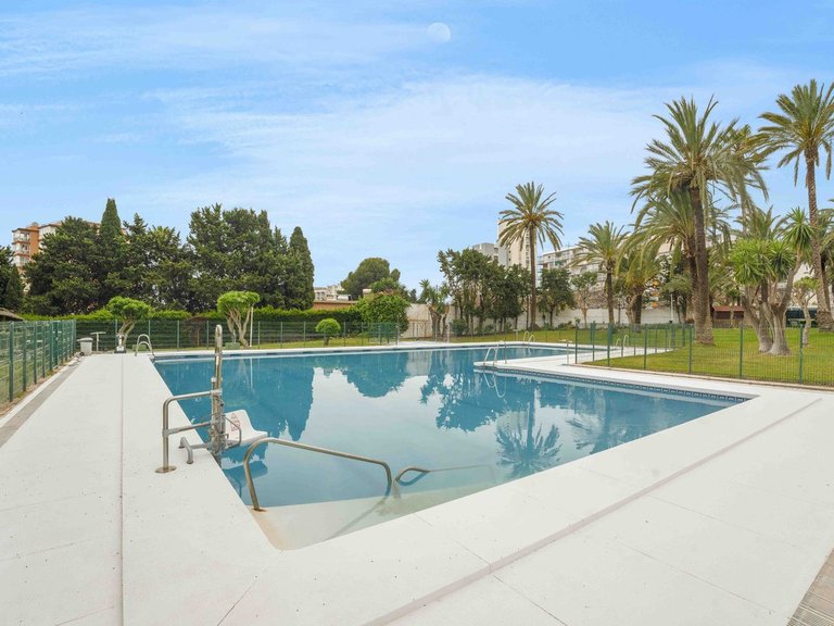 Apartment for Sale in Benalmadena Costa, Malaga 1
