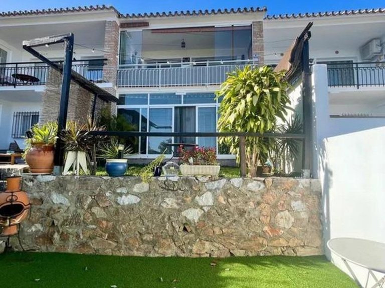 Вилла на продажу в Торремюэль, Малага 8