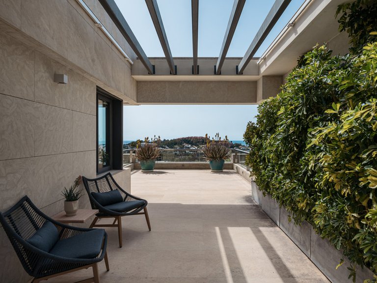 Apartment for Sale in Nueva Andalucía, Malaga 26