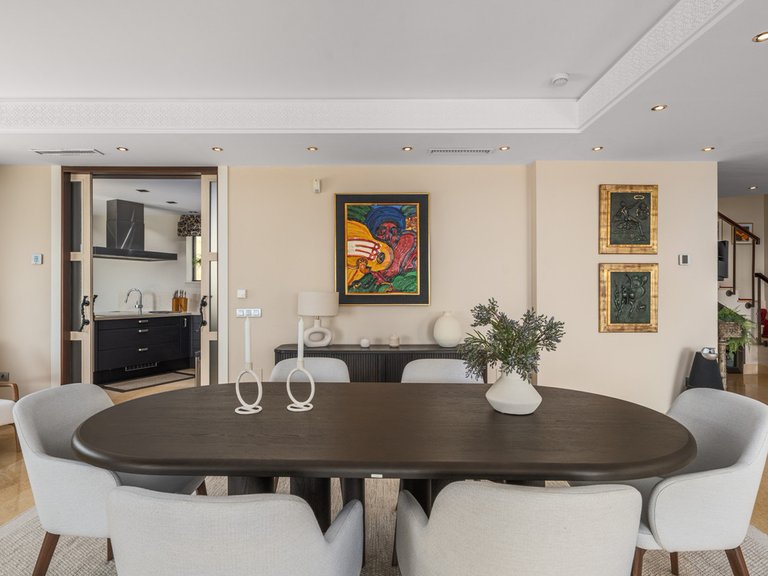 Apartment for Sale in Nueva Andalucía, Malaga 7