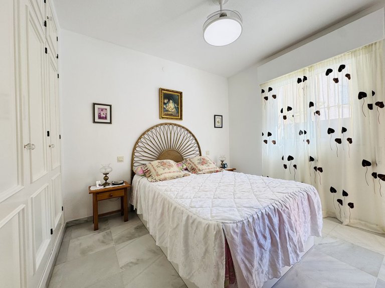 Apartment for Sale in San Luis De Sabinillas, Malaga 17