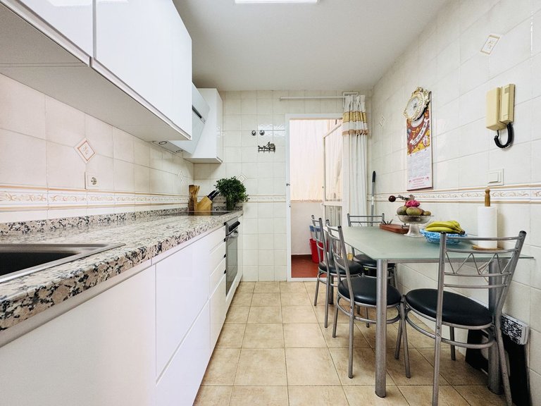 Apartment for Sale in San Luis De Sabinillas, Malaga 5
