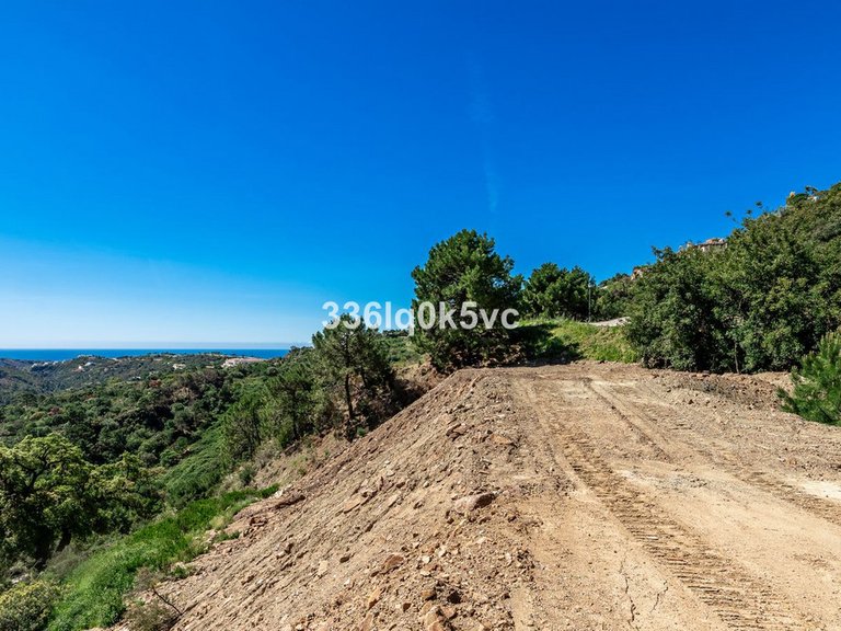 Plot for Sale in Benahavís, Malaga 6