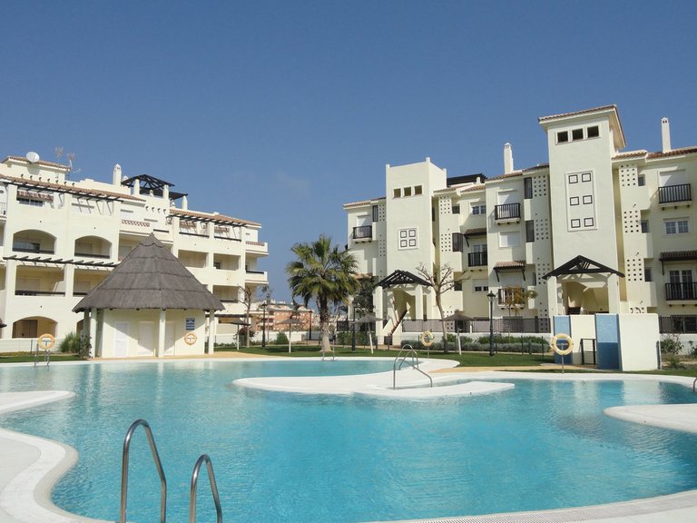 Apartment for Sale in La Duquesa, Malaga 1