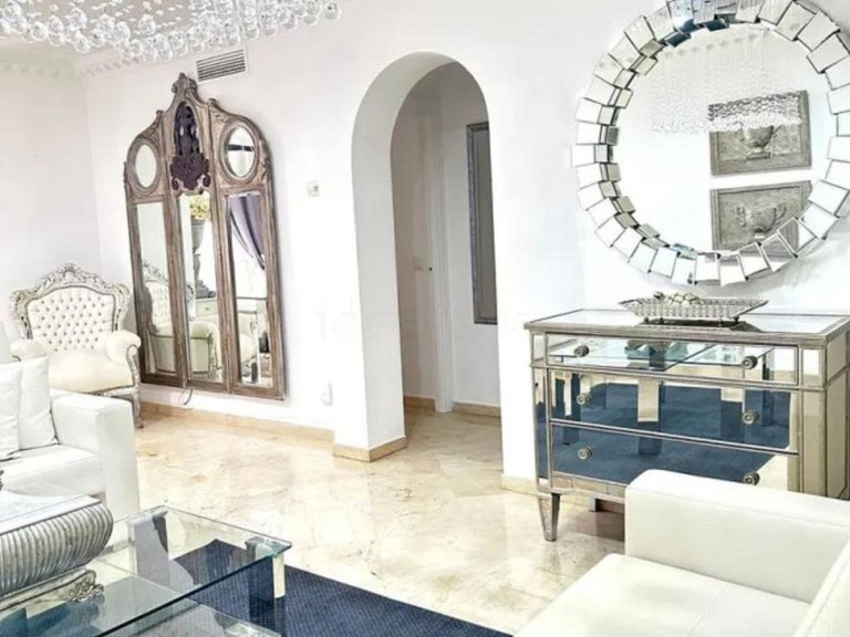 Apartment for Sale in Guadalmina Alta, Malaga 11