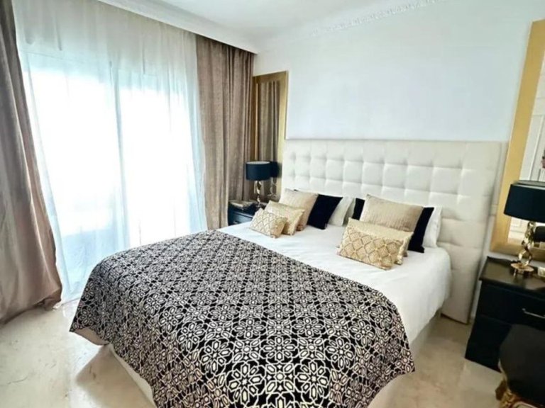 Apartment for Sale in Guadalmina Alta, Malaga 15