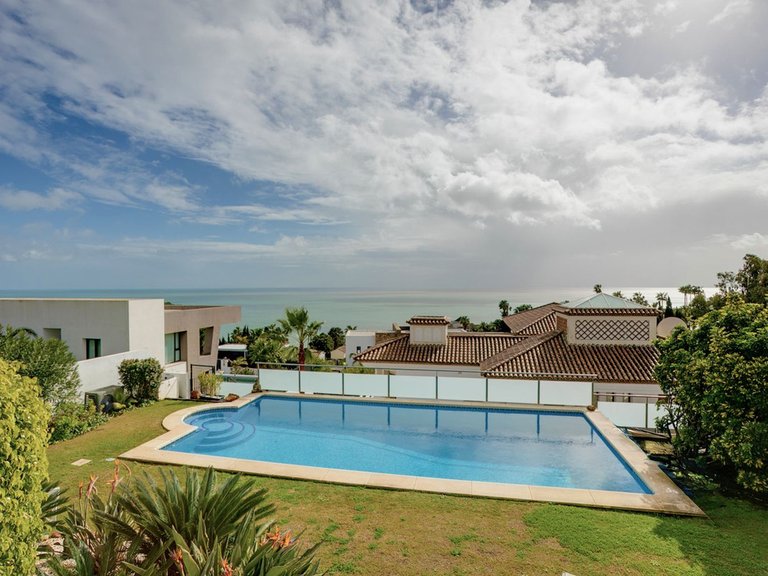 Apartment for Sale in Costa del Sol, Manilva, Malaga 2