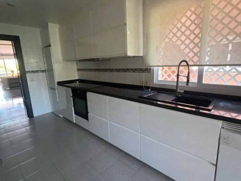 Apartment for Sale in Marbella, Malaga 9