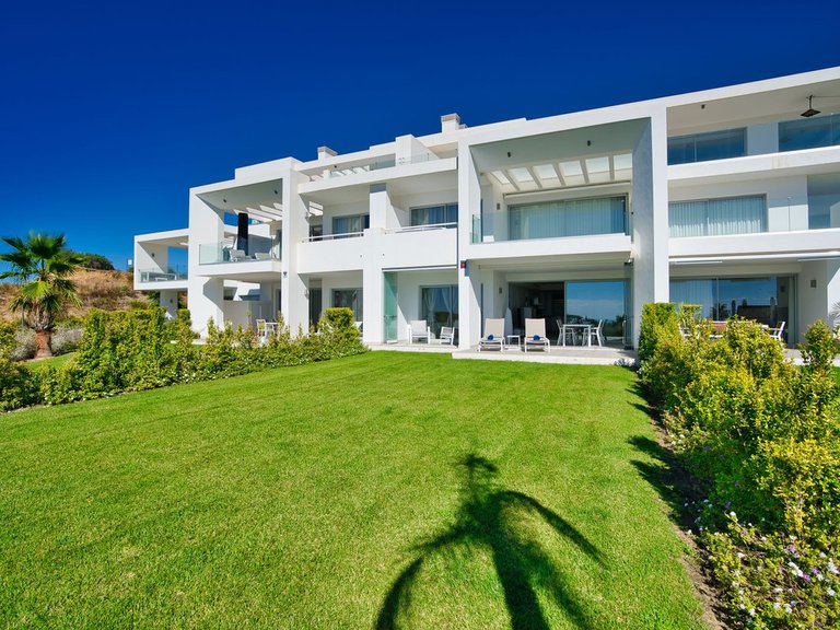 Apartment for Sale in Estepona, Malaga 28