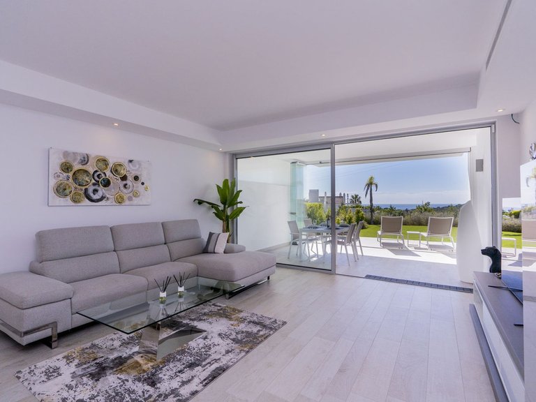 Apartment for Sale in Estepona, Malaga 5