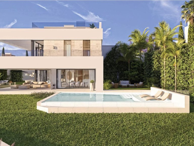 Villa for Sale in Sotogrande, Malaga 1