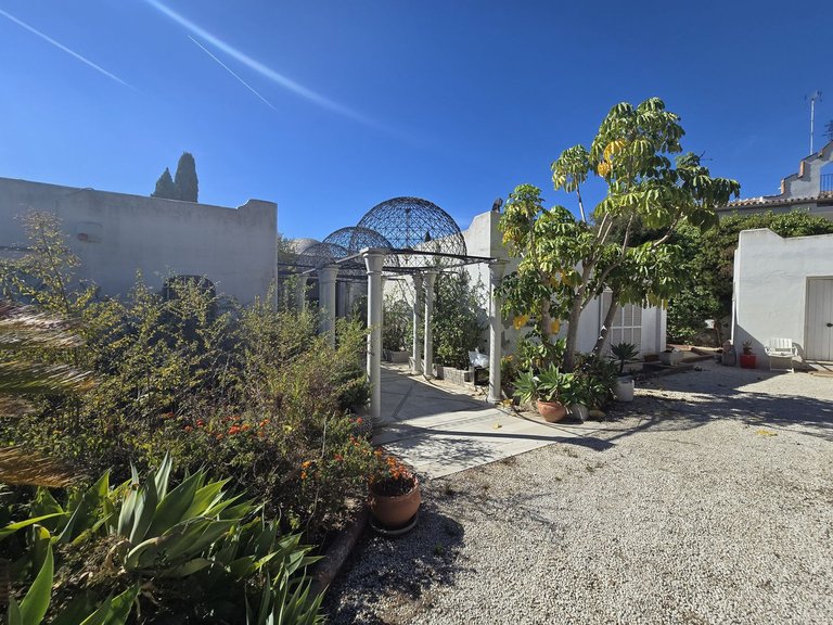 Villa for Sale in Costa del Sol, Marbella, Malaga 26