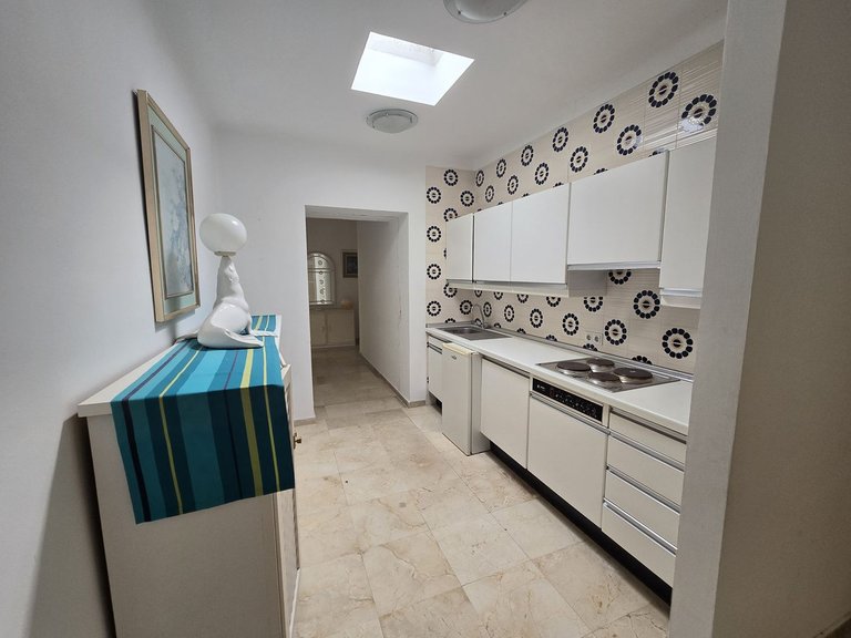 Villa for Sale in Costa del Sol, Marbella, Malaga 32