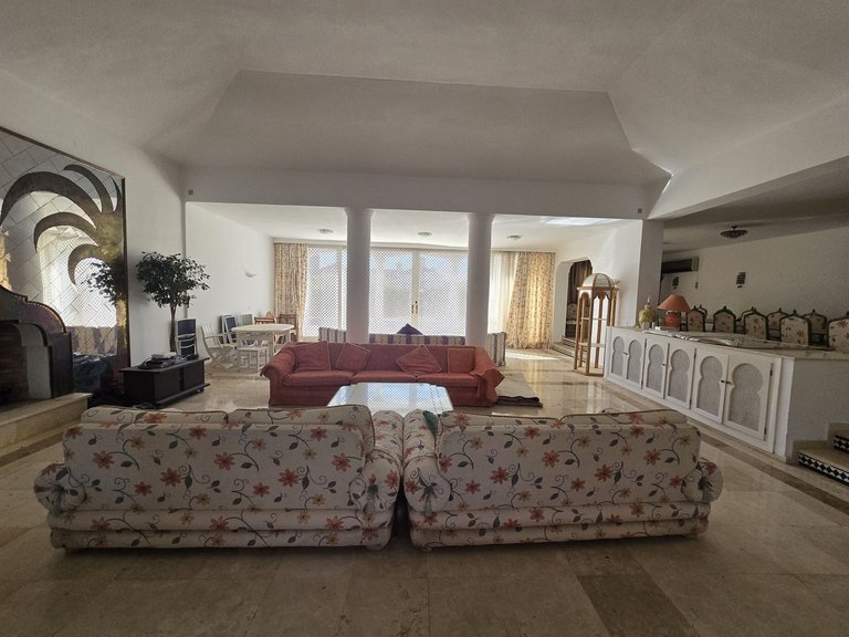 Villa for Sale in Costa del Sol, Marbella, Malaga 36