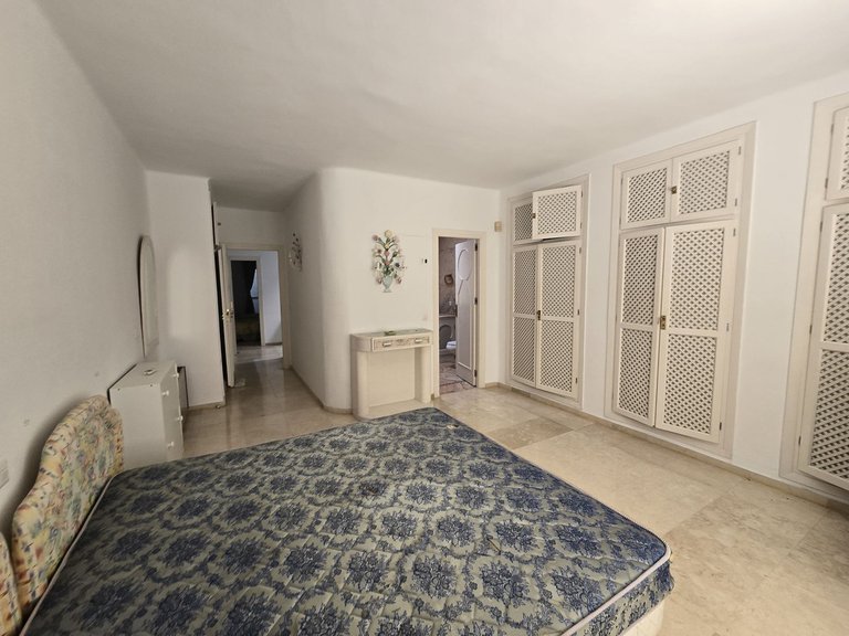 Villa for Sale in Costa del Sol, Marbella, Malaga 40