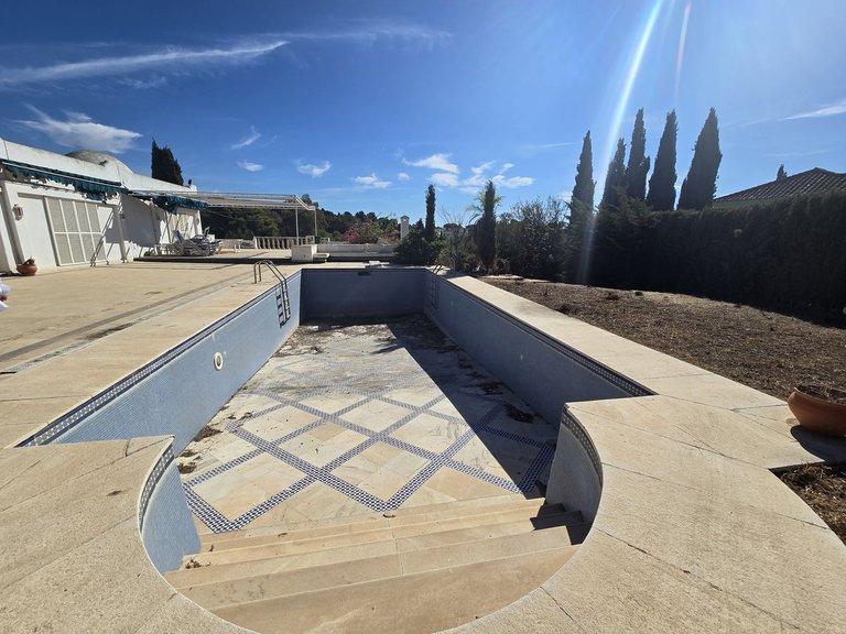 Villa for Sale in Costa del Sol, Marbella, Malaga 8