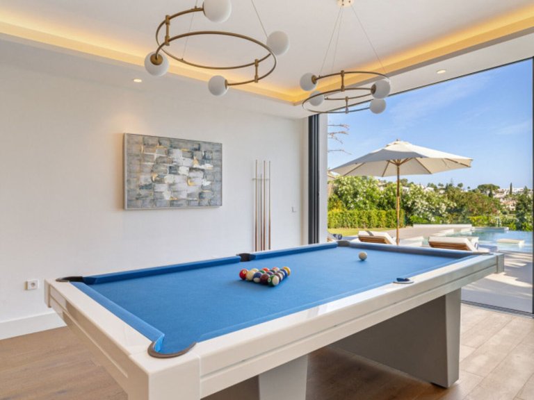 Villa for Sale in Marbella, Malaga 11