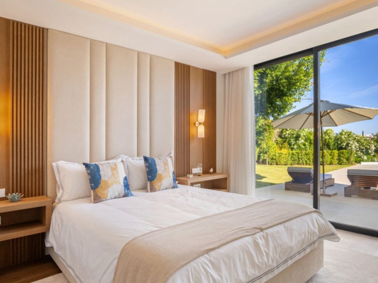 Villa for Sale in Marbella, Malaga 13