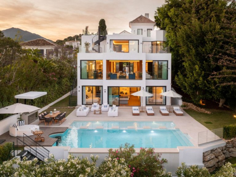 Villa for Sale in Marbella, Malaga 2