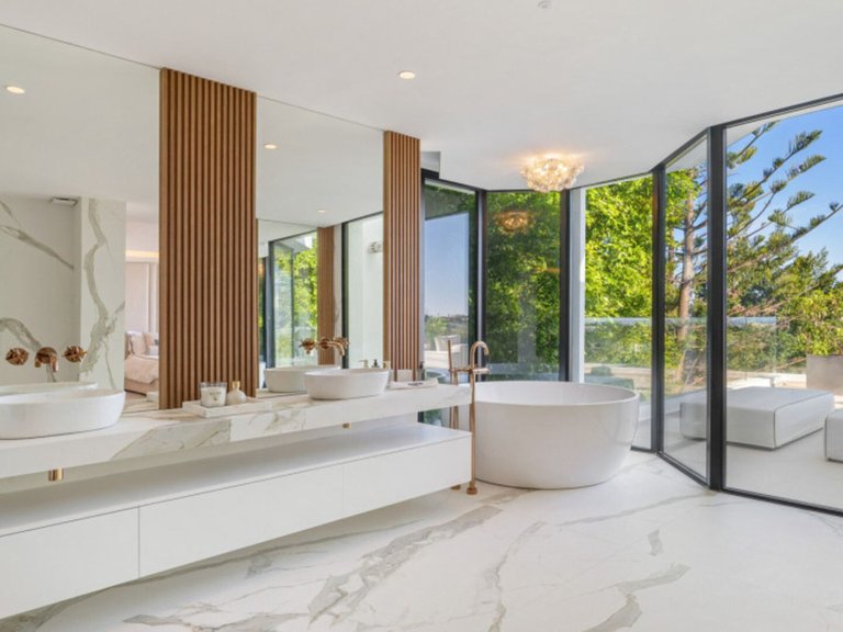 Villa for Sale in Marbella, Malaga 22