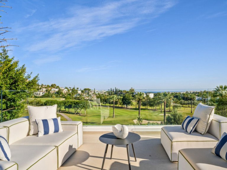 Villa for Sale in Marbella, Malaga 25