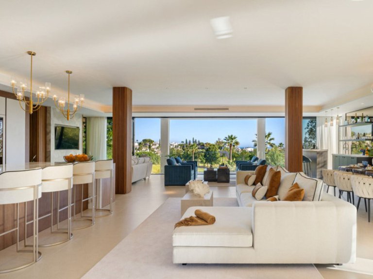 Villa for Sale in Marbella, Malaga 30