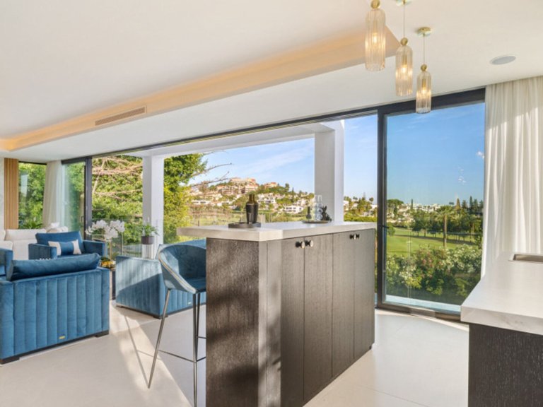 Villa for Sale in Marbella, Malaga 35