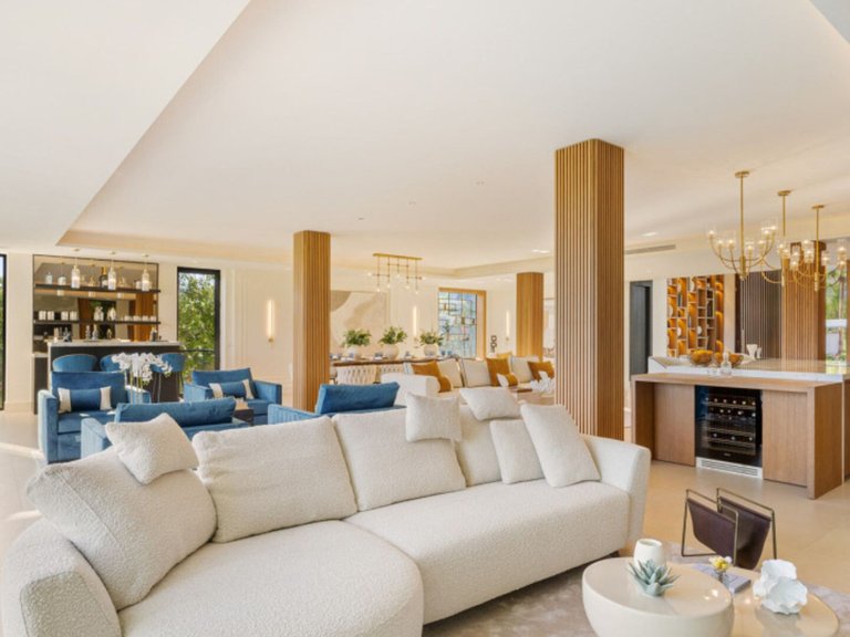 Villa for Sale in Marbella, Malaga 41