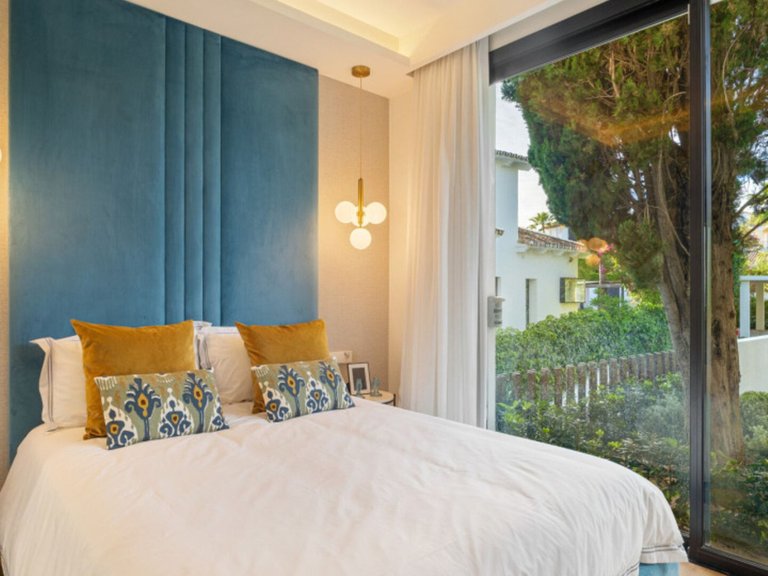 Villa for Sale in Marbella, Malaga 42