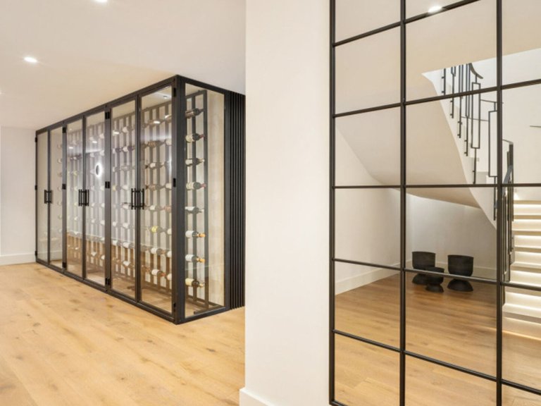 Villa for Sale in Marbella, Malaga 46