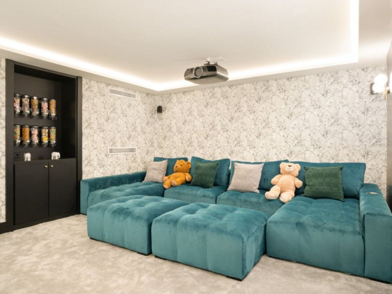 Villa for Sale in Marbella, Malaga 47