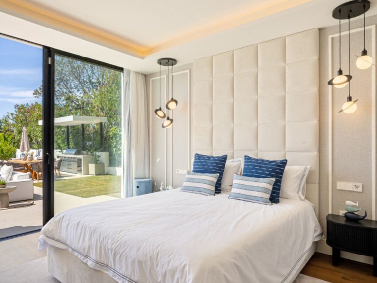 Villa for Sale in Marbella, Malaga 54