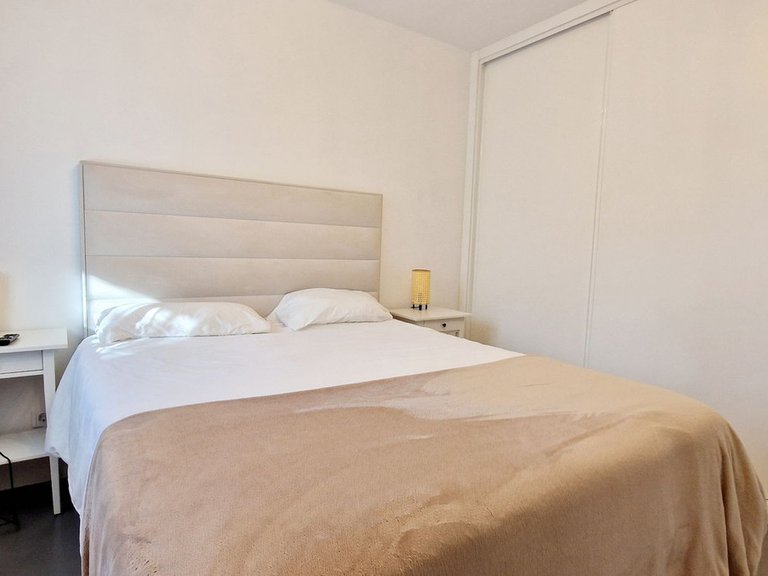 Apartment for Sale in Nueva Andalucía, Malaga 11