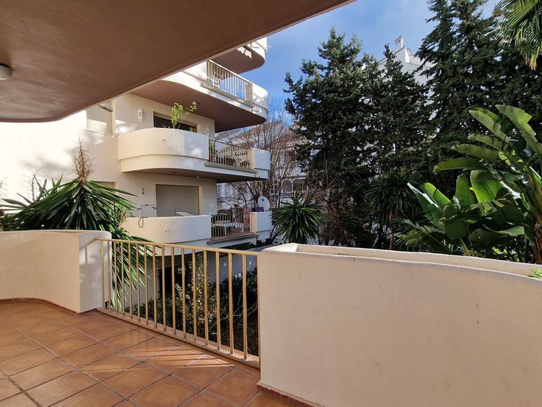 Apartment for Sale in Nueva Andalucía, Malaga 7