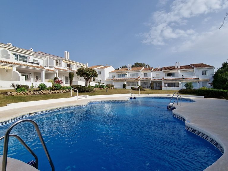 Apartment for Sale in Estepona, Malaga 17
