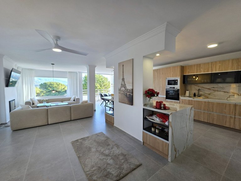 Apartment for Sale in Nueva Andalucía, Malaga 20