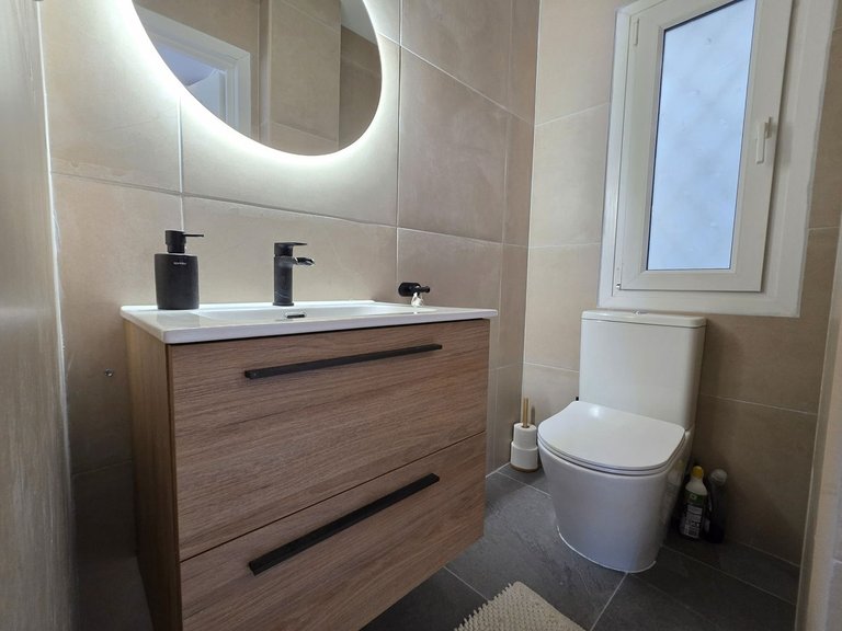 Apartment for Sale in Nueva Andalucía, Malaga 23