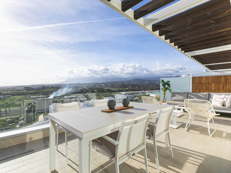 Apartment for Sale in Costa del Sol, Cancelada, Malaga 2