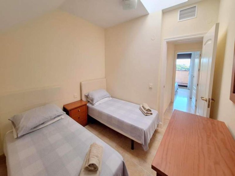 Penthouse for Sale in La Duquesa, Malaga 15