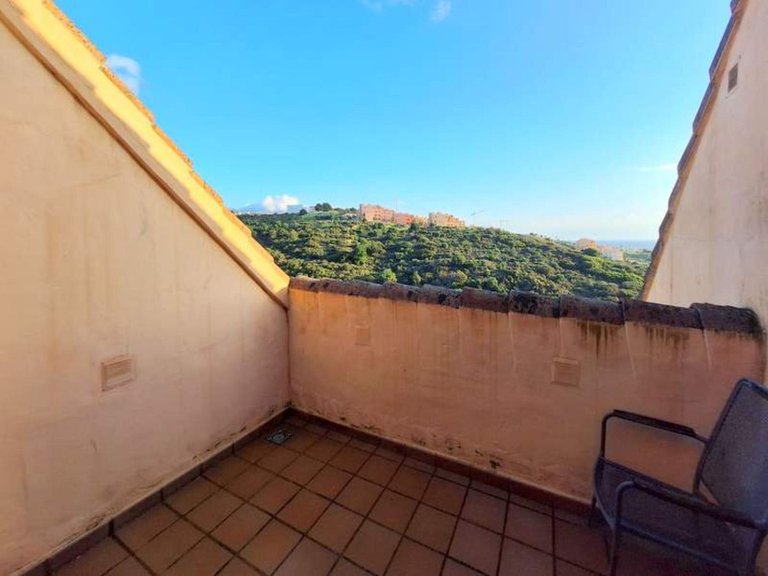 Penthouse for Sale in La Duquesa, Malaga 20