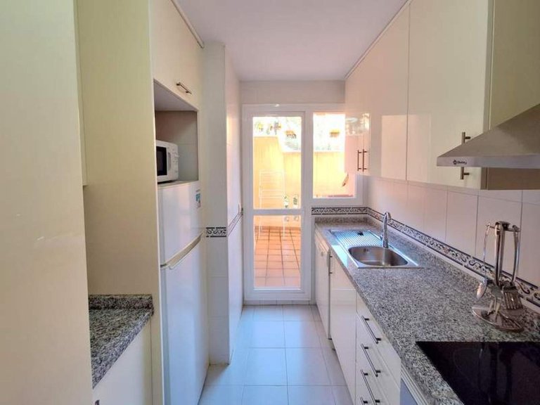 Penthouse for Sale in La Duquesa, Malaga 6