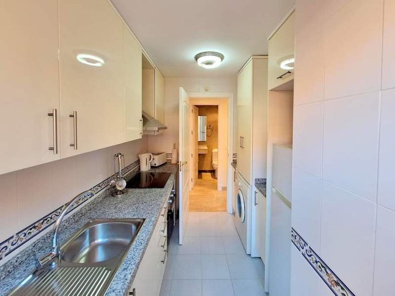 Penthouse for Sale in La Duquesa, Malaga 9