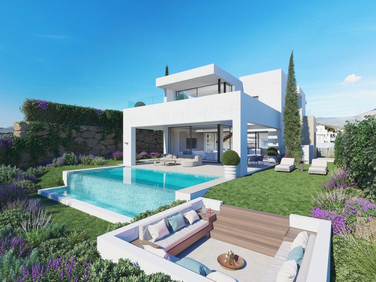 Villa for Sale in Estepona, Malaga 1