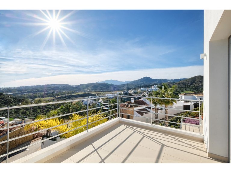 Villa for Sale in Benahavís, Malaga 20