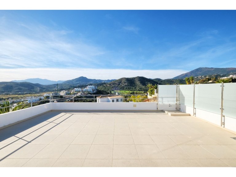 Villa for Sale in Benahavís, Malaga 22