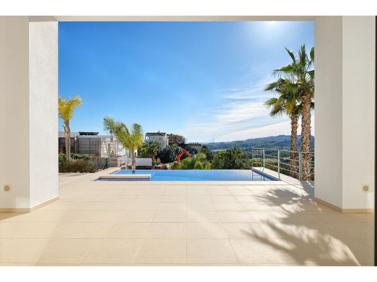 Villa for Sale in Benahavís, Malaga 27