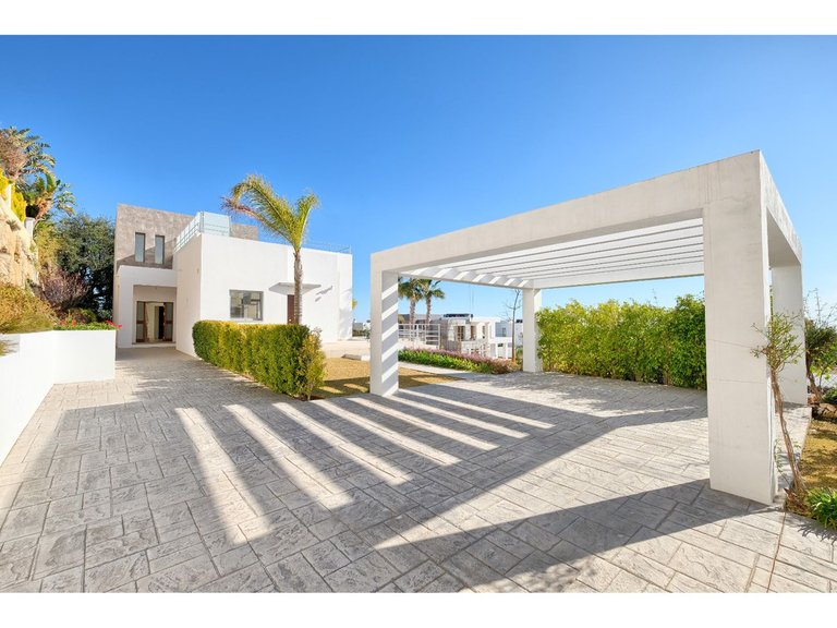 Villa for Sale in Benahavís, Malaga 29